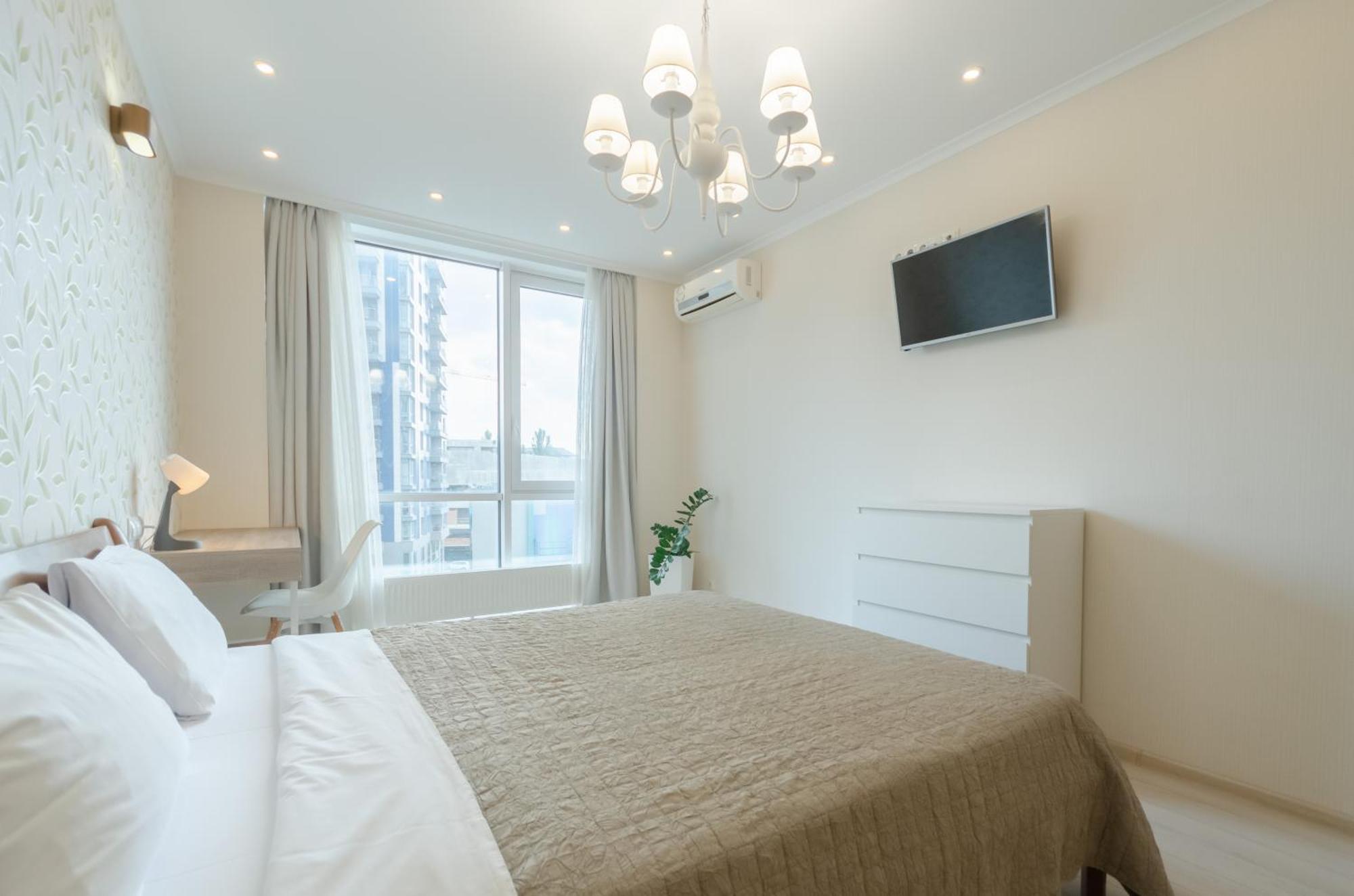 Petrovdom Apartments 3-143 In Rc Central Park, 7 John Mccain Street キエフ エクステリア 写真